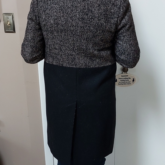Liz Claiborne coat - Picture 4 of 6